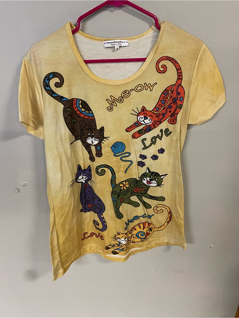 Yellow Cat Graphic Tee - Meow Love , “ The Animal Rescue site “